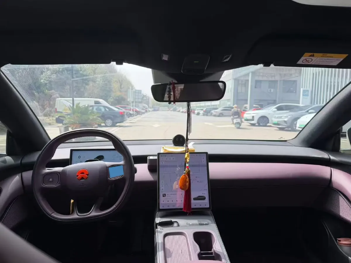 2024 NIO ET5T BEV 75KWH,autocango,china used car exporter,china ev exporter,chinese used car exporter,chinese used ev exporter