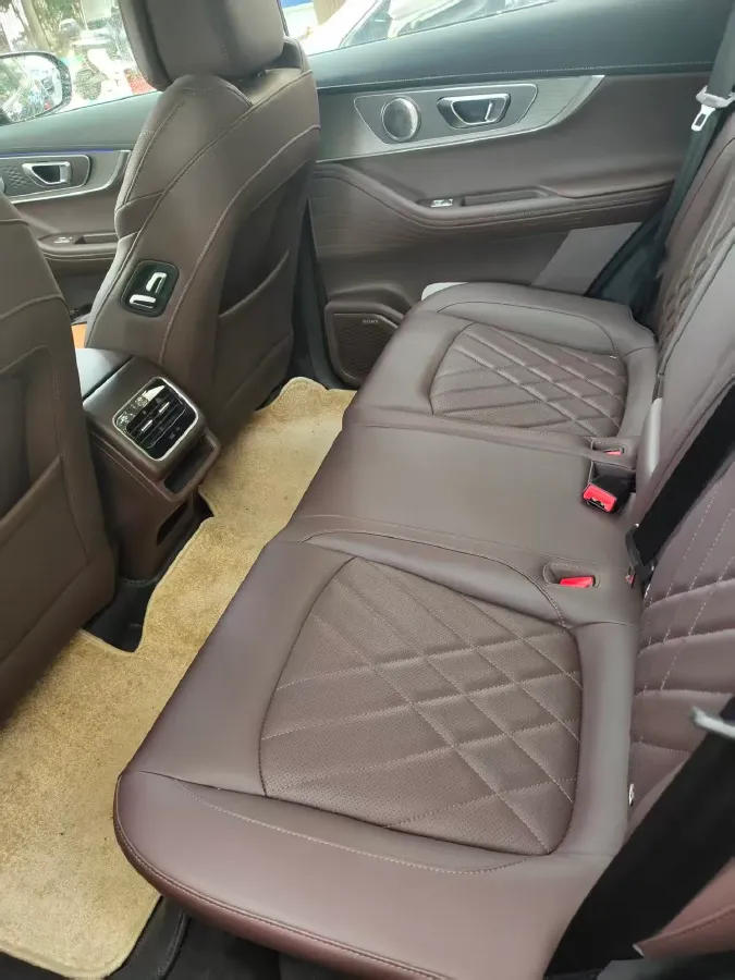 2024 Chery Tiggo 8 PRO 1.6T 197HP L4 7DCT,autocango,china used car exporter,china ev exporter,chinese used car exporter,chinese used ev exporter