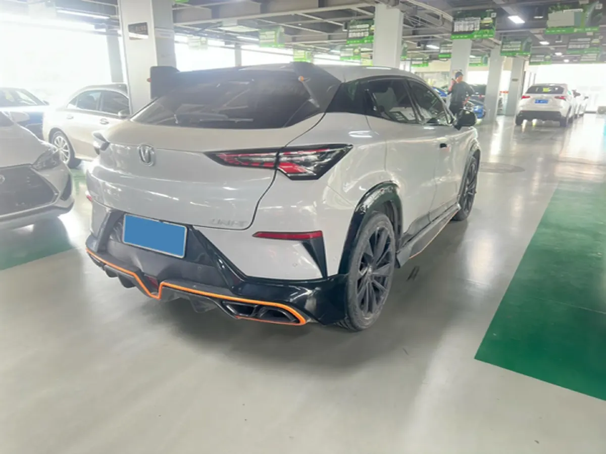 2022 ChangAn UNI-T 1.5T 188HP L4 7DCT,autocango,china used car exporter,china ev exporter,chinese used car exporter,chinese used ev exporter