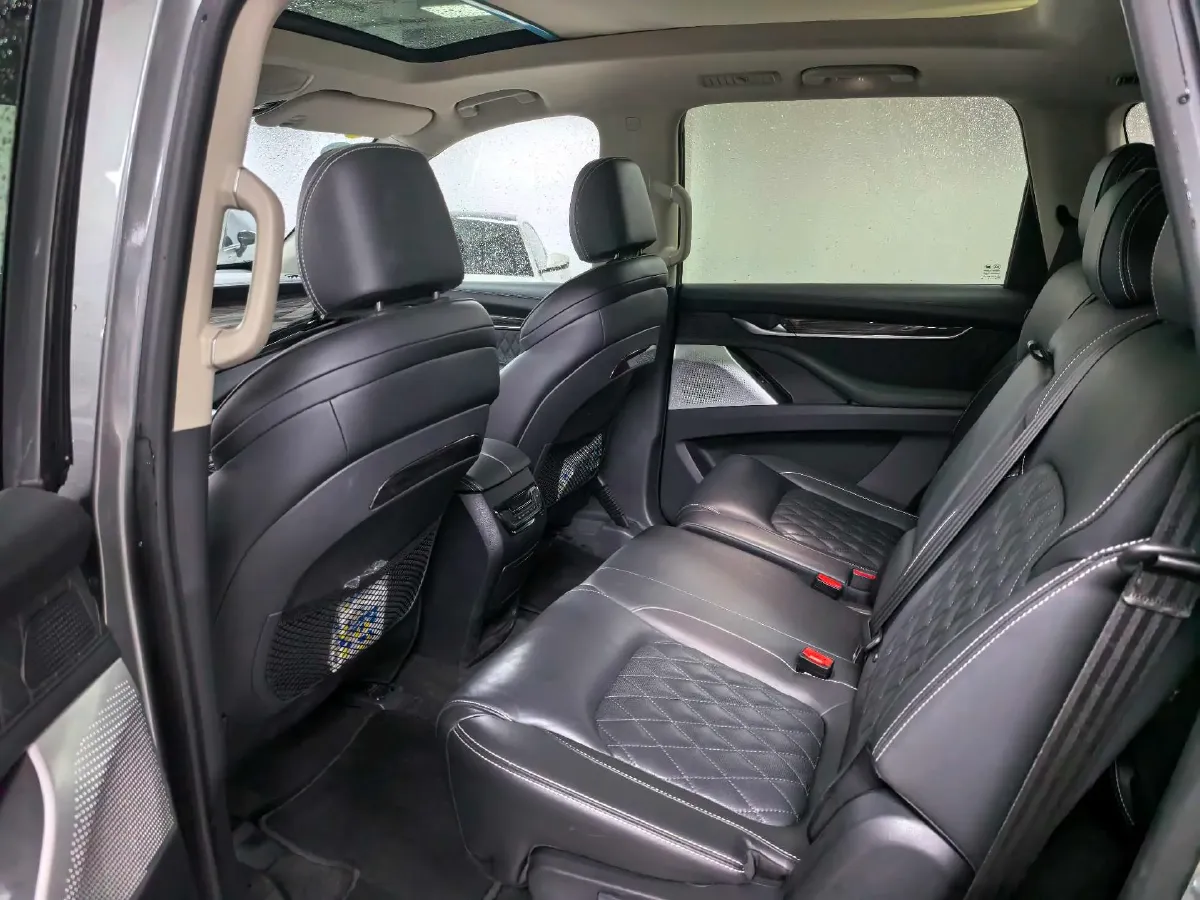 2017 MAXUS D90 2.0T 224HP L4 6AT,autocango,china used car exporter,china ev exporter,chinese used car exporter,chinese used ev exporter