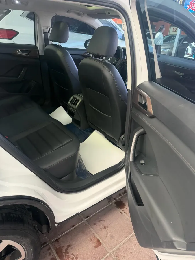 2021 Volkswagen Tharu 1.4T 150HP L4 7DCT,autocango,china used car exporter,china ev exporter,chinese used car exporter,chinese used ev exporter