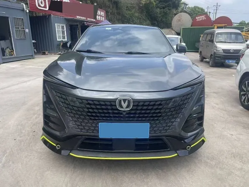 2022 ChangAn UNI-T 1.5T 188HP L4 7DCT,autocango,china used car exporter,china ev exporter,chinese used car exporter,chinese used ev exporter