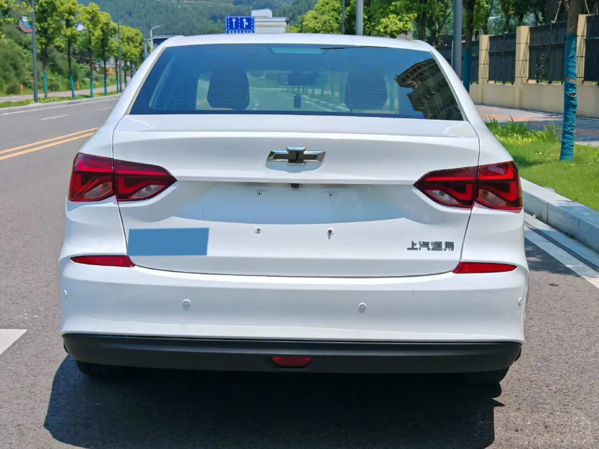 2022 Chevrolet Monza 1.5L 113HP L4 6AT,autocango,china used car exporter,china ev exporter,chinese used car exporter,chinese used ev exporter