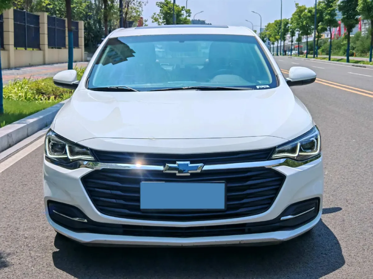 2022 Chevrolet Monza 1.5L 113HP L4 6AT,autocango,china used car exporter,china ev exporter,chinese used car exporter,chinese used ev exporter