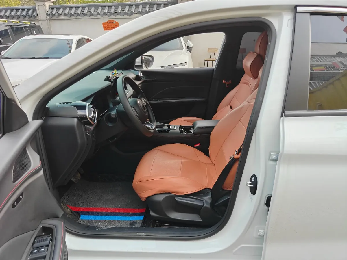 2025 MG 5 1.5L 129HP L4 CVT,autocango,china used car exporter,china ev exporter,chinese used car exporter,chinese used ev exporter