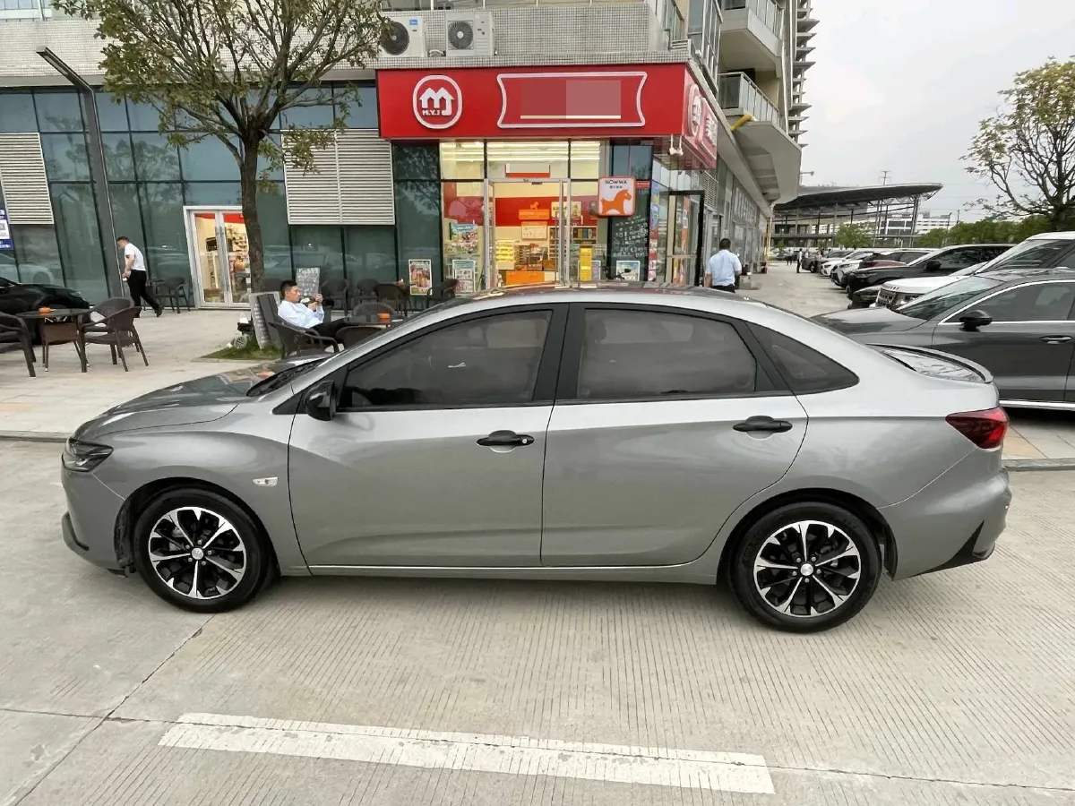 2024 Chevrolet Monza 1.3T 163HP L3 6AT,autocango,china used car exporter,china ev exporter,chinese used car exporter,chinese used ev exporter