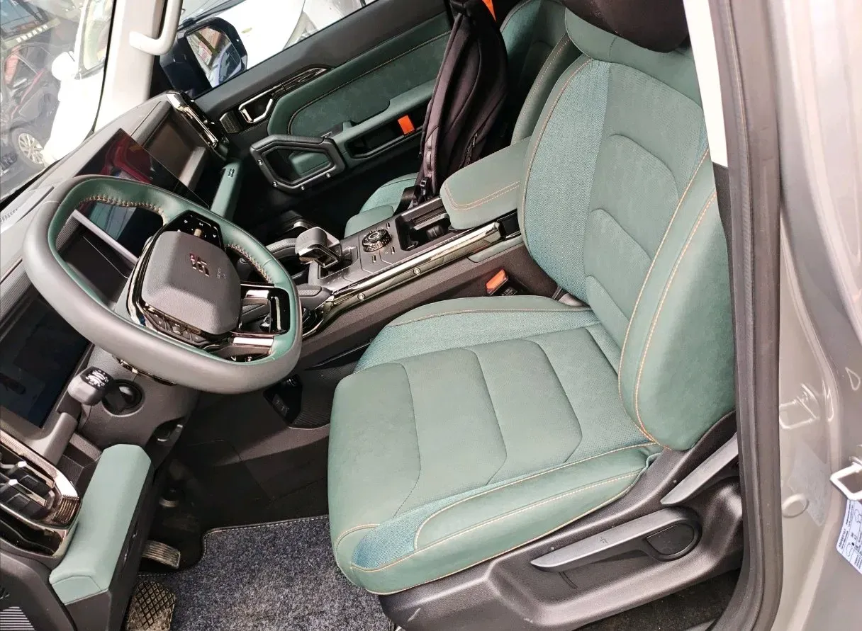 2023 Jetour Traveller 1.5T 184HP L4 7DCT,autocango,china used car exporter,china ev exporter,chinese used car exporter,chinese used ev exporter