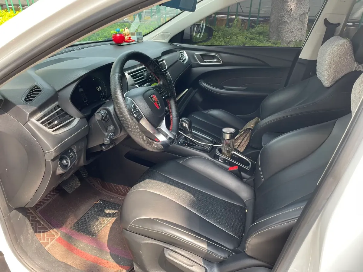 2019 Roewe i5 1.5L 120HP L4 CVT,autocango,china used car exporter,china ev exporter,chinese used car exporter,chinese used ev exporter