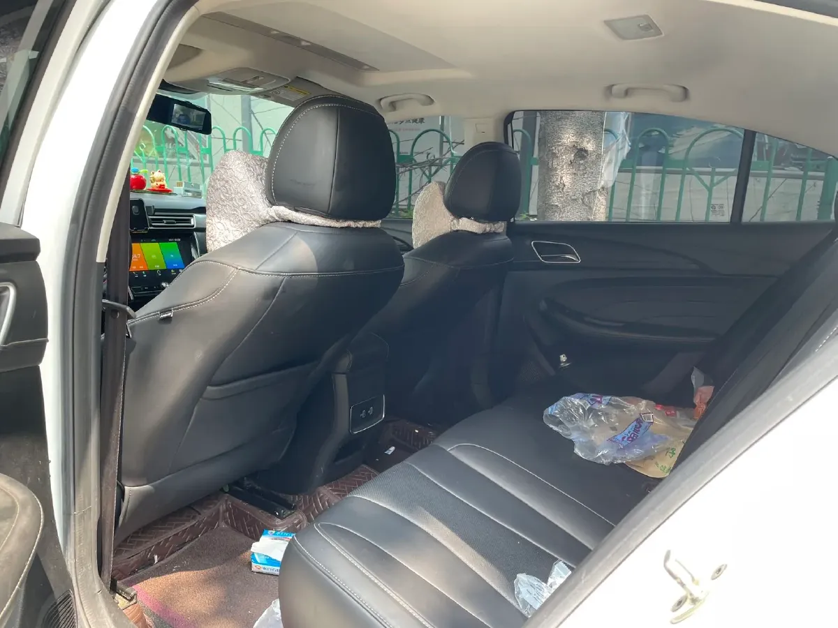 2019 Roewe i5 1.5L 120HP L4 CVT,autocango,china used car exporter,china ev exporter,chinese used car exporter,chinese used ev exporter