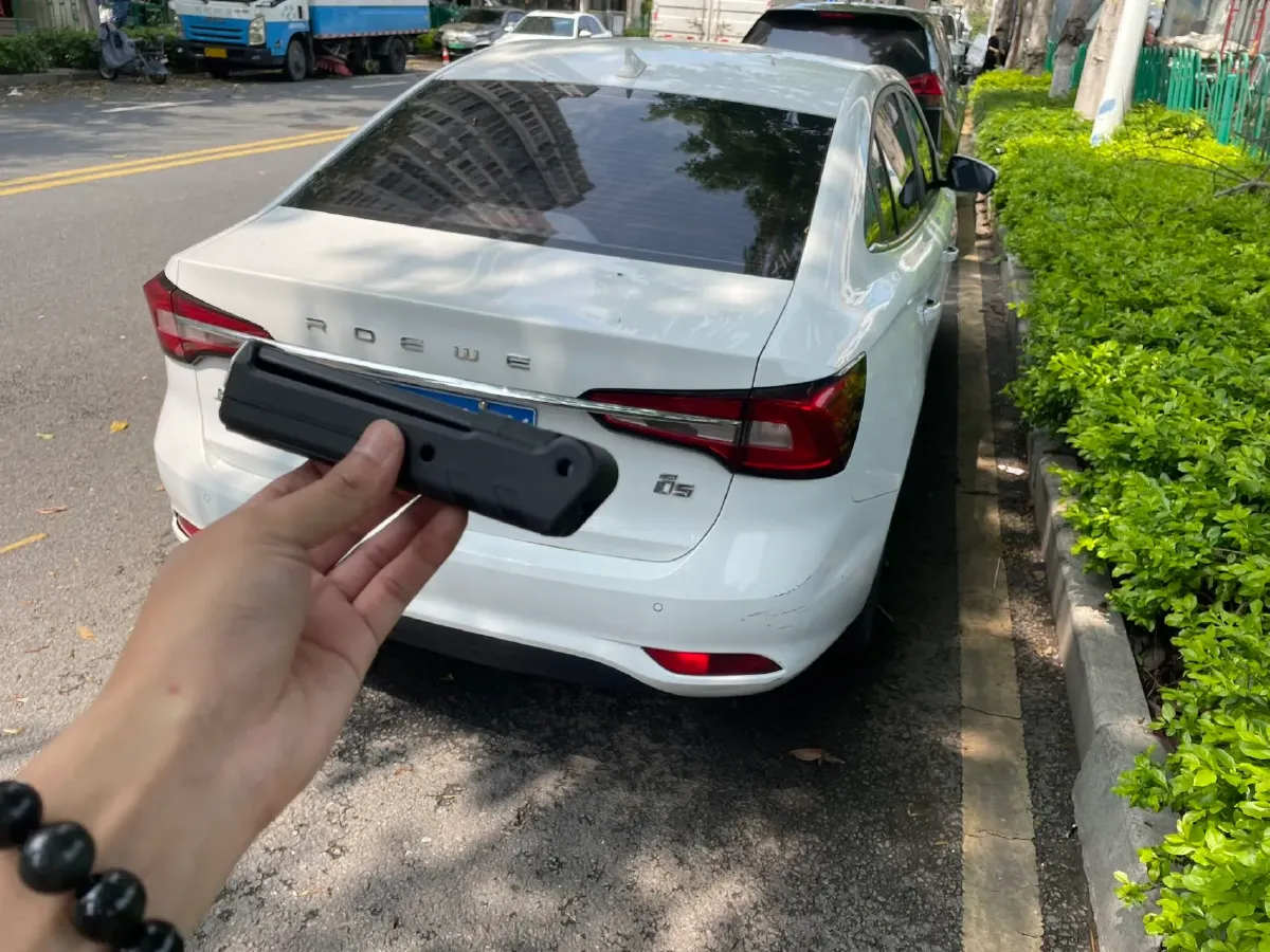 2019 Roewe i5 1.5L 120HP L4 CVT,autocango,china used car exporter,china ev exporter,chinese used car exporter,chinese used ev exporter