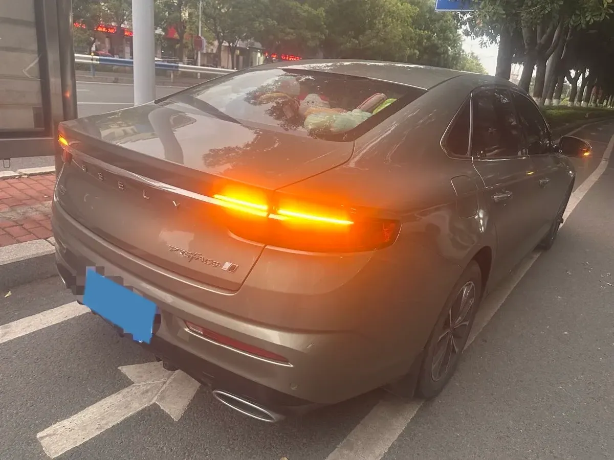 2023 Geely Preface 1.5T 181HP L4 7DCT,autocango,china used car exporter,china ev exporter,chinese used car exporter,chinese used ev exporter