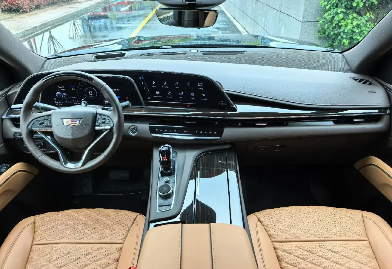 2022 Cadillac CT5 2.0T 237HP L4 10AT,autocango,china used car exporter,china ev exporter,chinese used car exporter,chinese used ev exporter