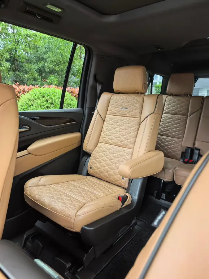 2022 Cadillac CT5 2.0T 237HP L4 10AT,autocango,china used car exporter,china ev exporter,chinese used car exporter,chinese used ev exporter