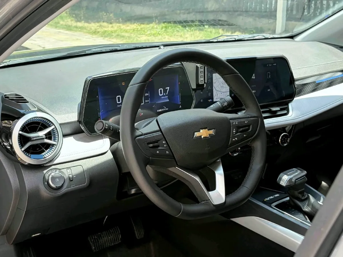 2023 Chevrolet Monza 1.5L 113HP L4 6DCT,autocango,china used car exporter,china ev exporter,chinese used car exporter,chinese used ev exporter