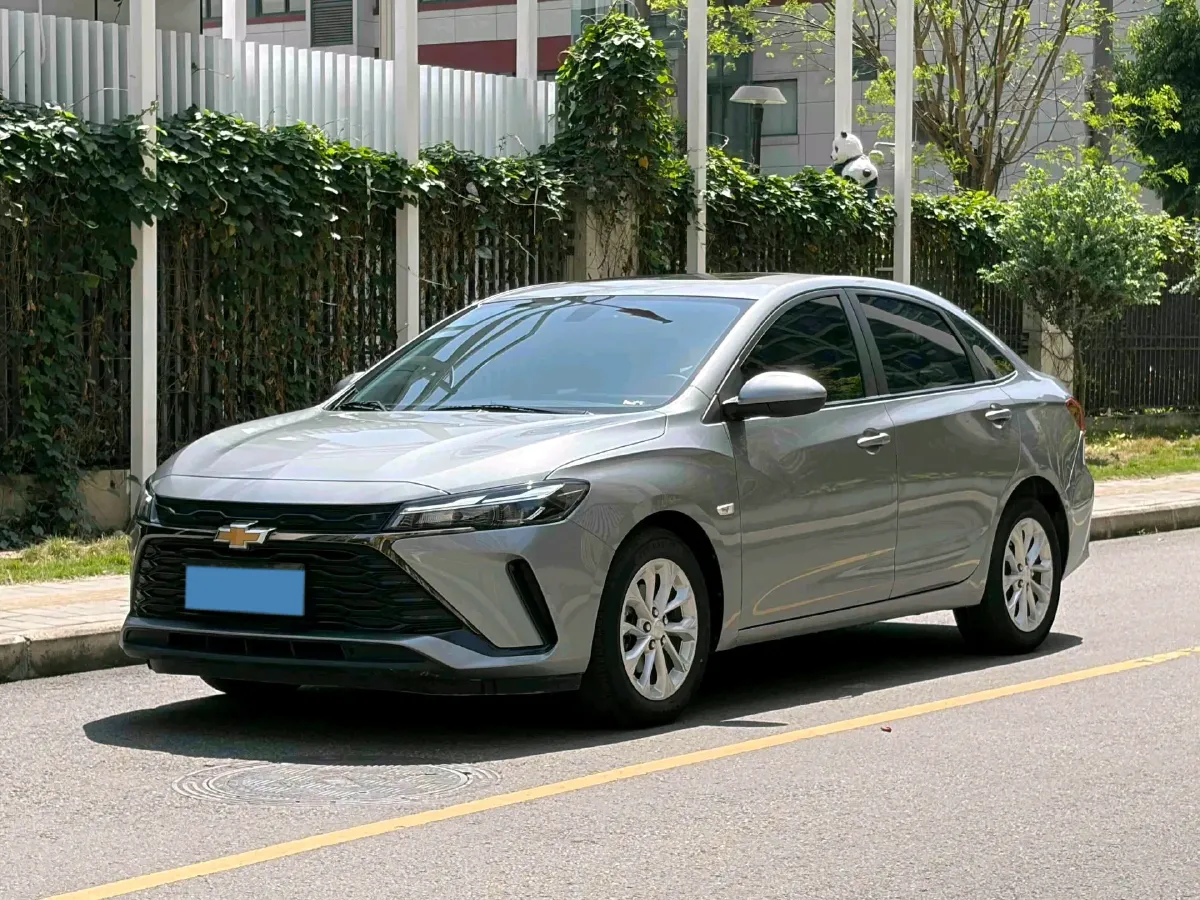 2023 Chevrolet Monza 1.5L 113HP L4 6DCT,autocango,china used car exporter,china ev exporter,chinese used car exporter,chinese used ev exporter