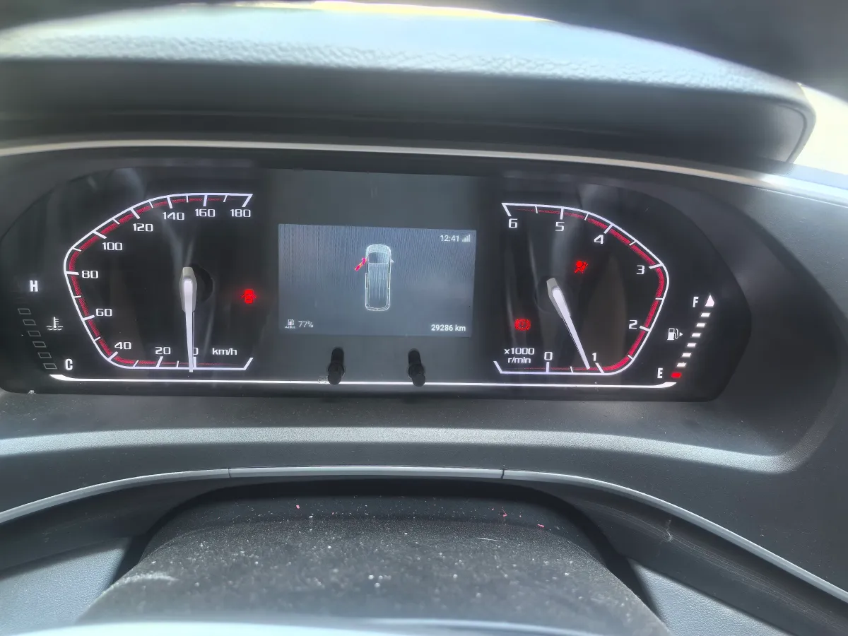 2025 MAXUS XinTu V80 2.0T 147HP L4 6MT,autocango,china used car exporter,china ev exporter,chinese used car exporter,chinese used ev exporter