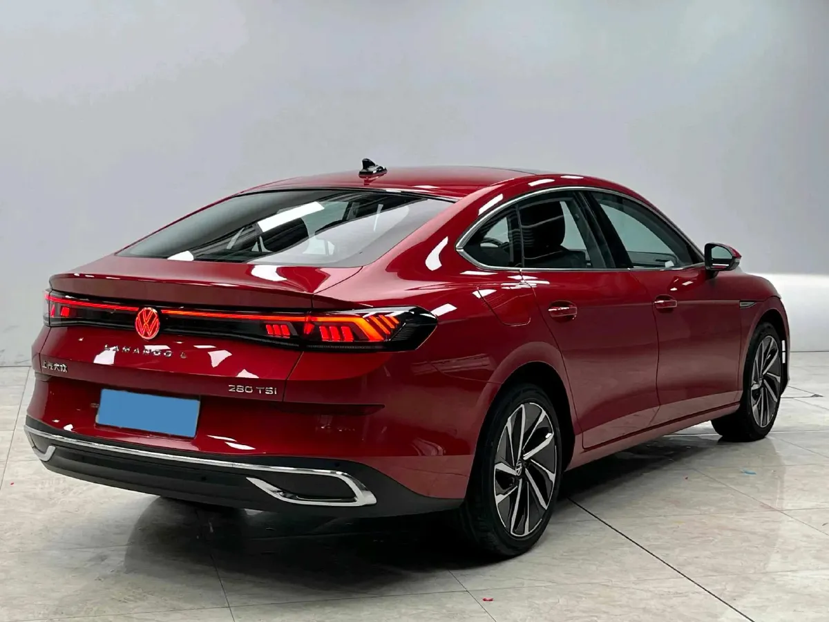 2022 Skoda Superb 2.0T 186HP L4 7DCT,autocango,china used car exporter,china ev exporter,chinese used car exporter,chinese used ev exporter