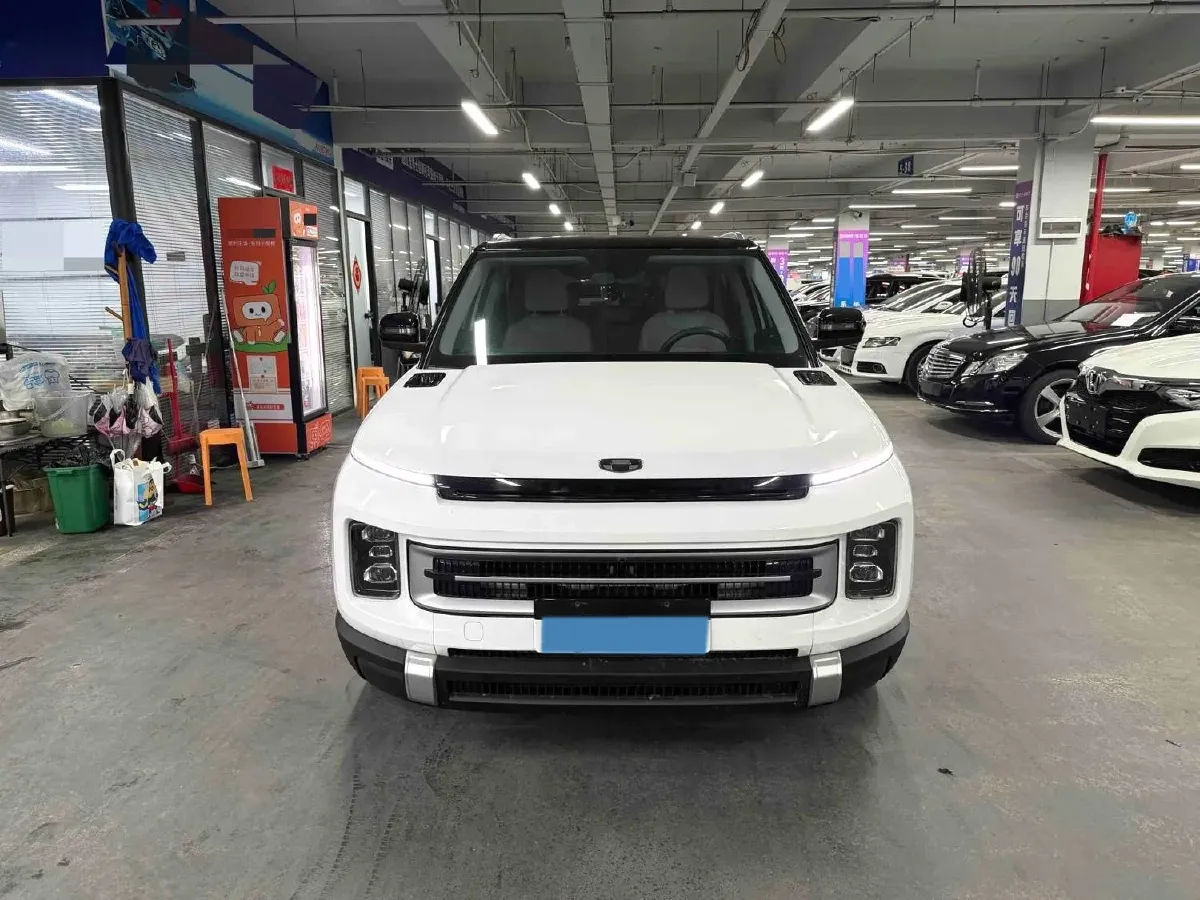 2023 Geely ICON 1.5T 181HP L4 7DCT,autocango,china used car exporter,china ev exporter,chinese used car exporter,chinese used ev exporter
