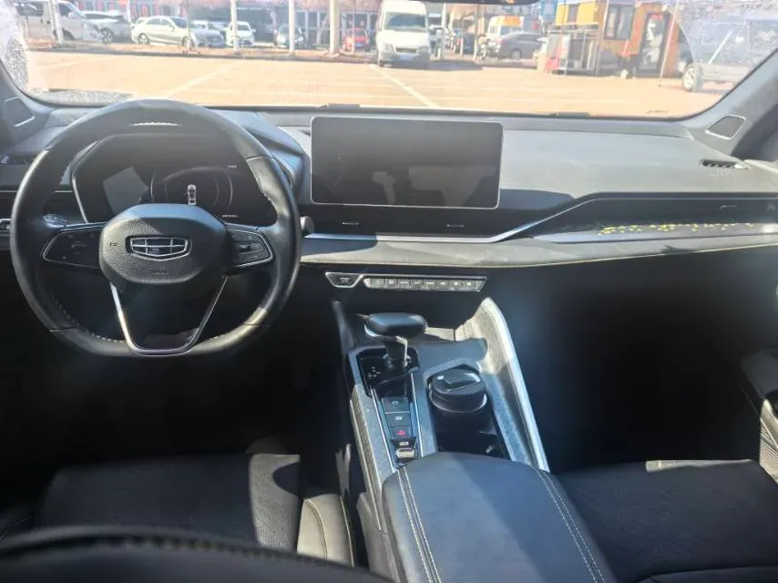 2023 Geely Preface 1.5T 181HP L4 7DCT,autocango,china used car exporter,china ev exporter,chinese used car exporter,chinese used ev exporter