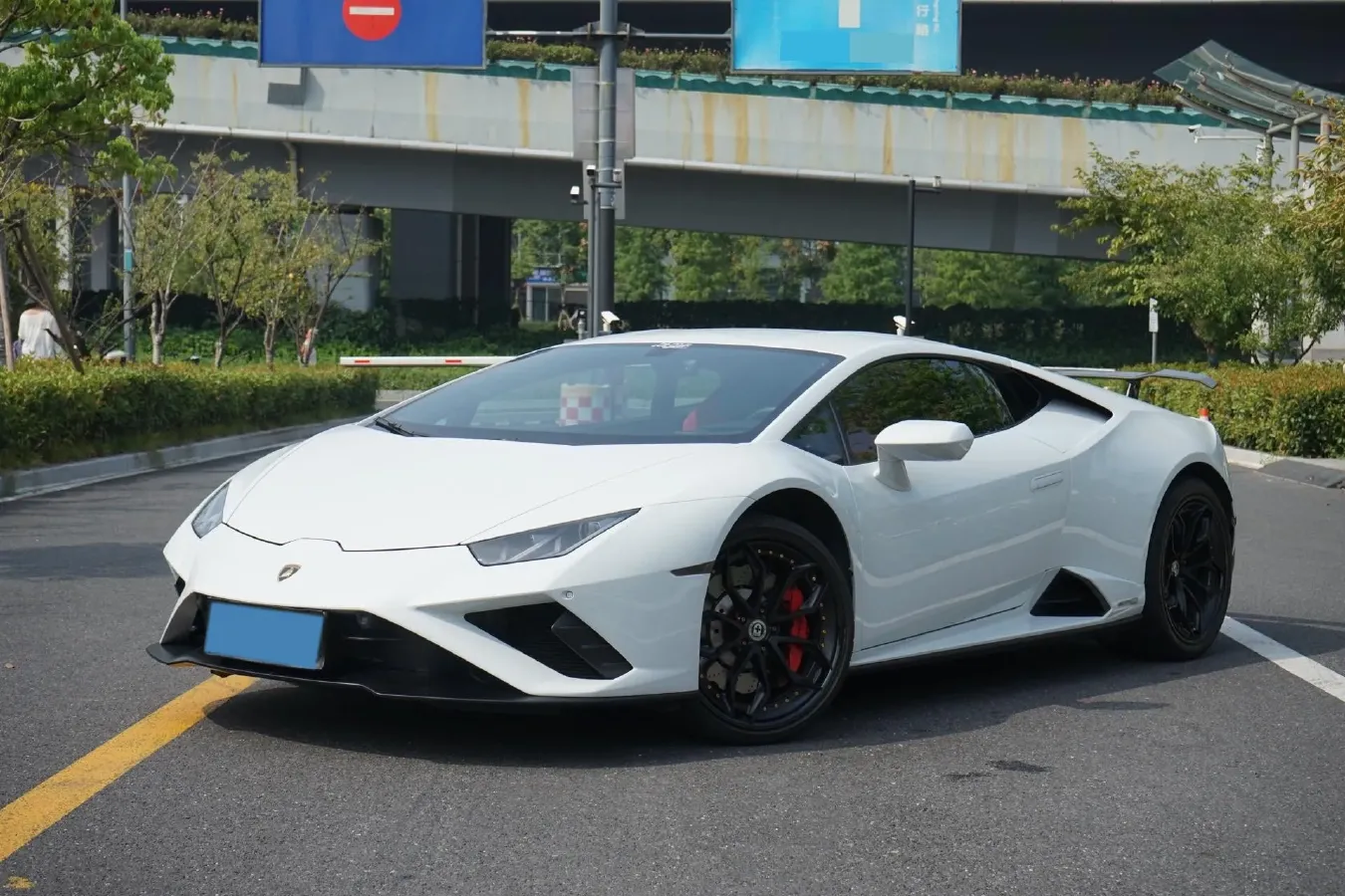 2020 Lamborghini Huracán 5.2L 611HP V10 7DCT,autocango,china used car exporter,china ev exporter,chinese used car exporter,chinese used ev exporter