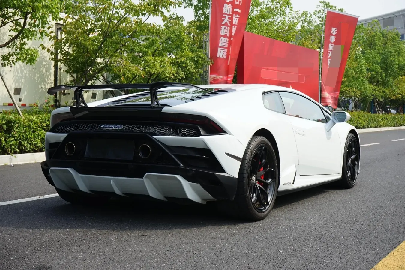 2020 Lamborghini Huracán 5.2L 611HP V10 7DCT,autocango,china used car exporter,china ev exporter,chinese used car exporter,chinese used ev exporter