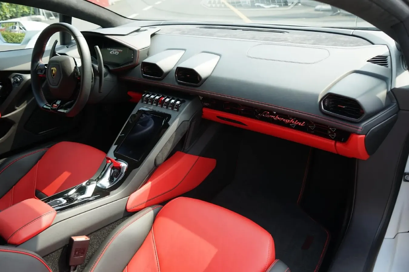 2020 Lamborghini Huracán 5.2L 611HP V10 7DCT,autocango,china used car exporter,china ev exporter,chinese used car exporter,chinese used ev exporter