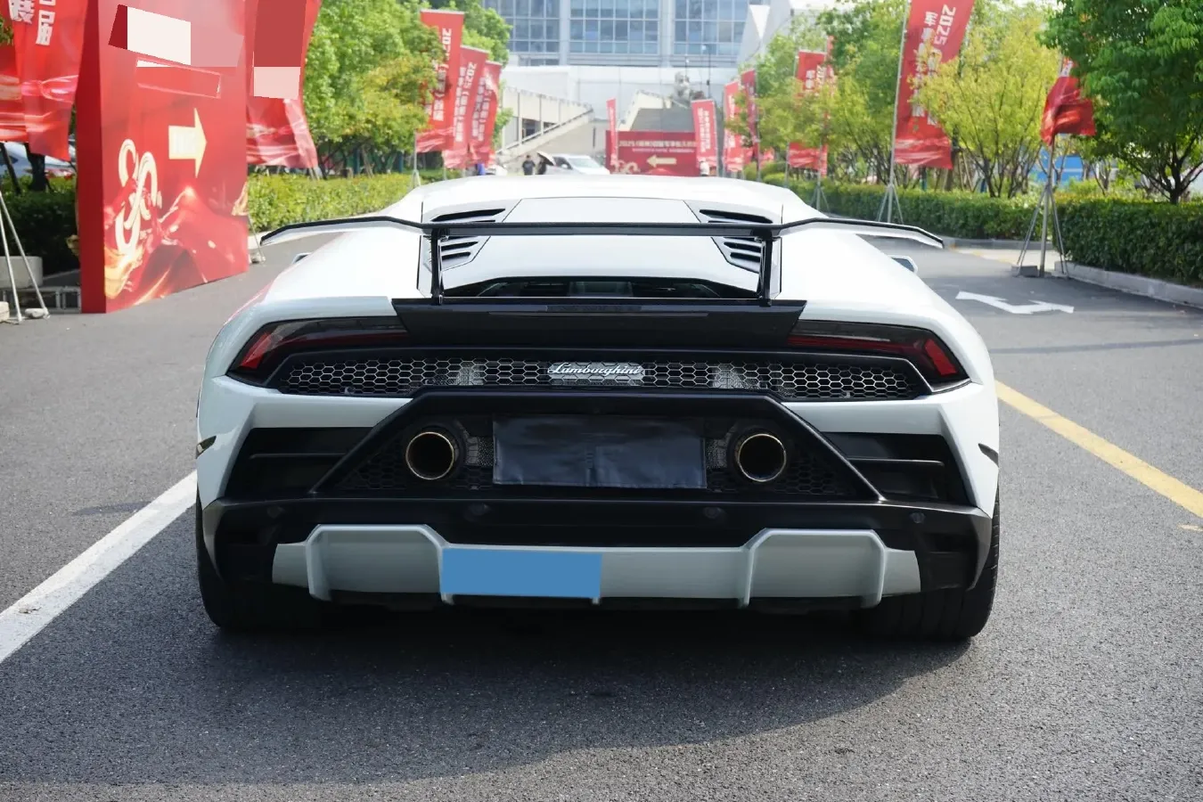 2020 Lamborghini Huracán 5.2L 611HP V10 7DCT,autocango,china used car exporter,china ev exporter,chinese used car exporter,chinese used ev exporter