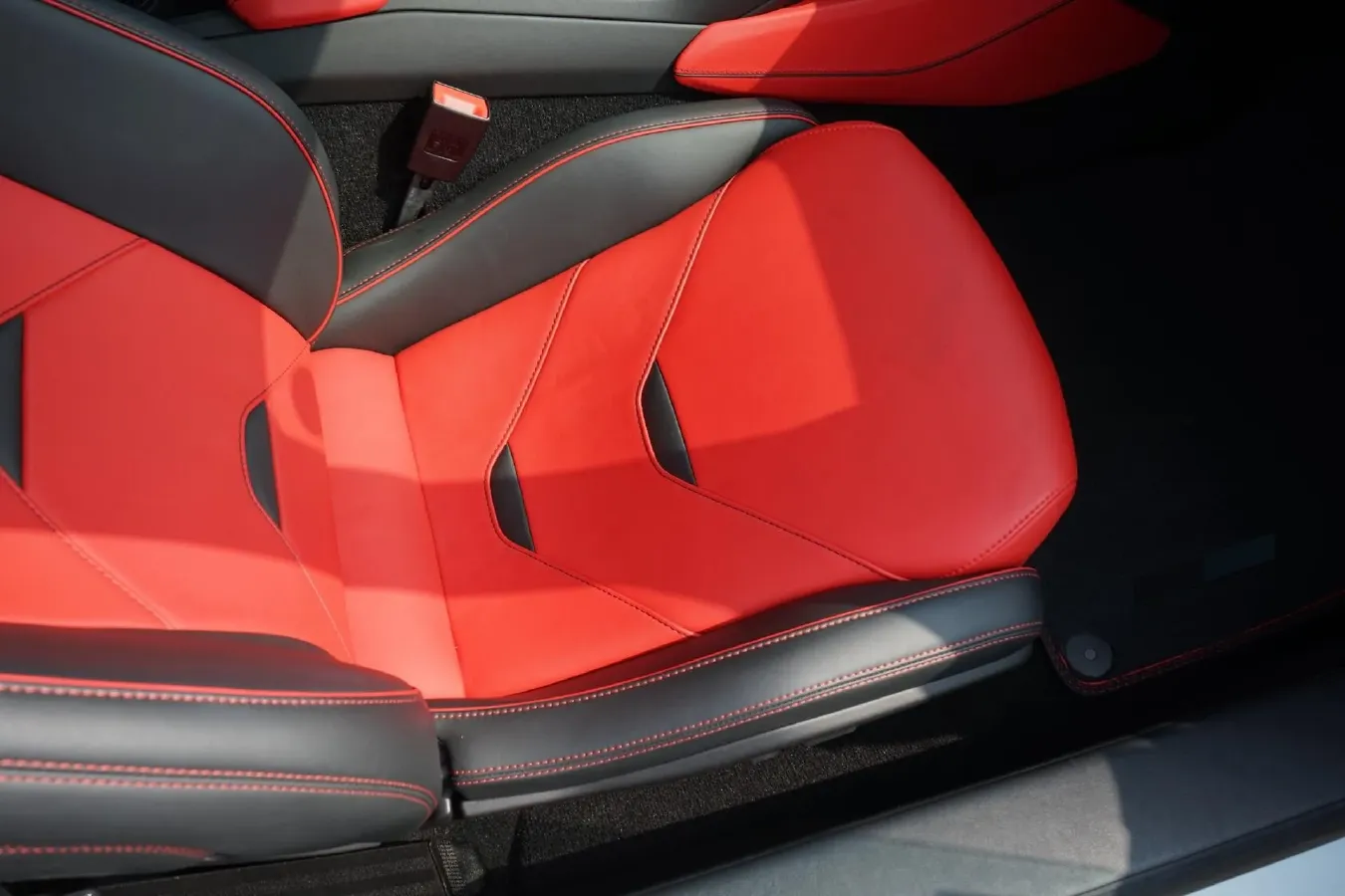 2020 Lamborghini Huracán 5.2L 611HP V10 7DCT,autocango,china used car exporter,china ev exporter,chinese used car exporter,chinese used ev exporter