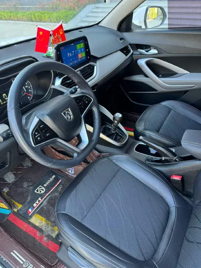 2017 BaoJun 510 1.5L 112HP L4 6MT,autocango,china used car exporter,china ev exporter,chinese used car exporter,chinese used ev exporter