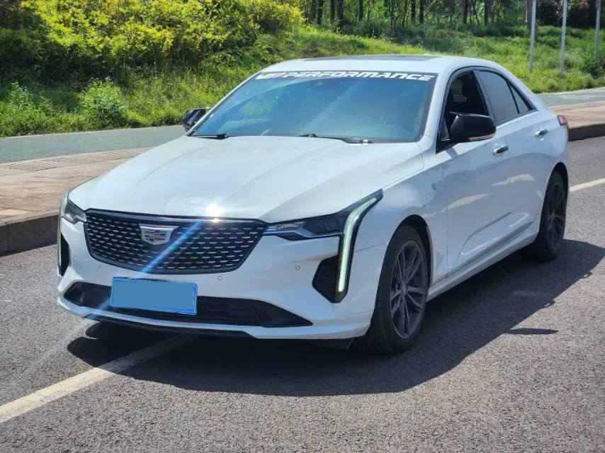 2021 Cadillac CT4 2.0T 237HP L4 8AT,autocango,china used car exporter,china ev exporter,chinese used car exporter,chinese used ev exporter