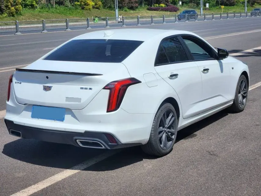 2021 Cadillac CT4 2.0T 237HP L4 8AT,autocango,china used car exporter,china ev exporter,chinese used car exporter,chinese used ev exporter