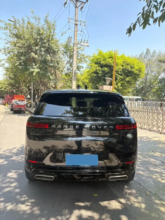 2023 Land Rover Range Rover Sport 3.0T 400HP L6 8AT,autocango,china used car exporter,china ev exporter,chinese used car exporter,chinese used ev exporter