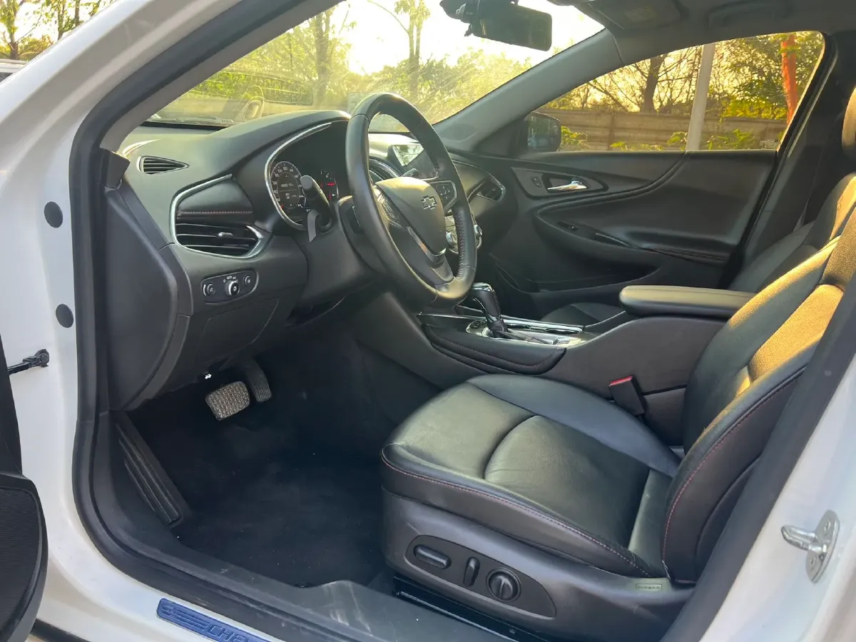 2019 Chevrolet Malibu XL 2.0T 241HP L4 9AT,autocango,china used car exporter,china ev exporter,chinese used car exporter,chinese used ev exporter