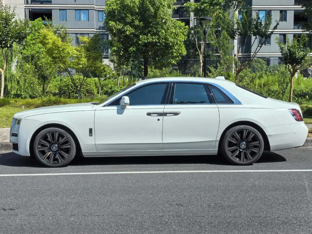 2021 Rolls-Royce Ghost 6.7T 571HP V12 8AT,autocango,china used car exporter,china ev exporter,chinese used car exporter,chinese used ev exporter