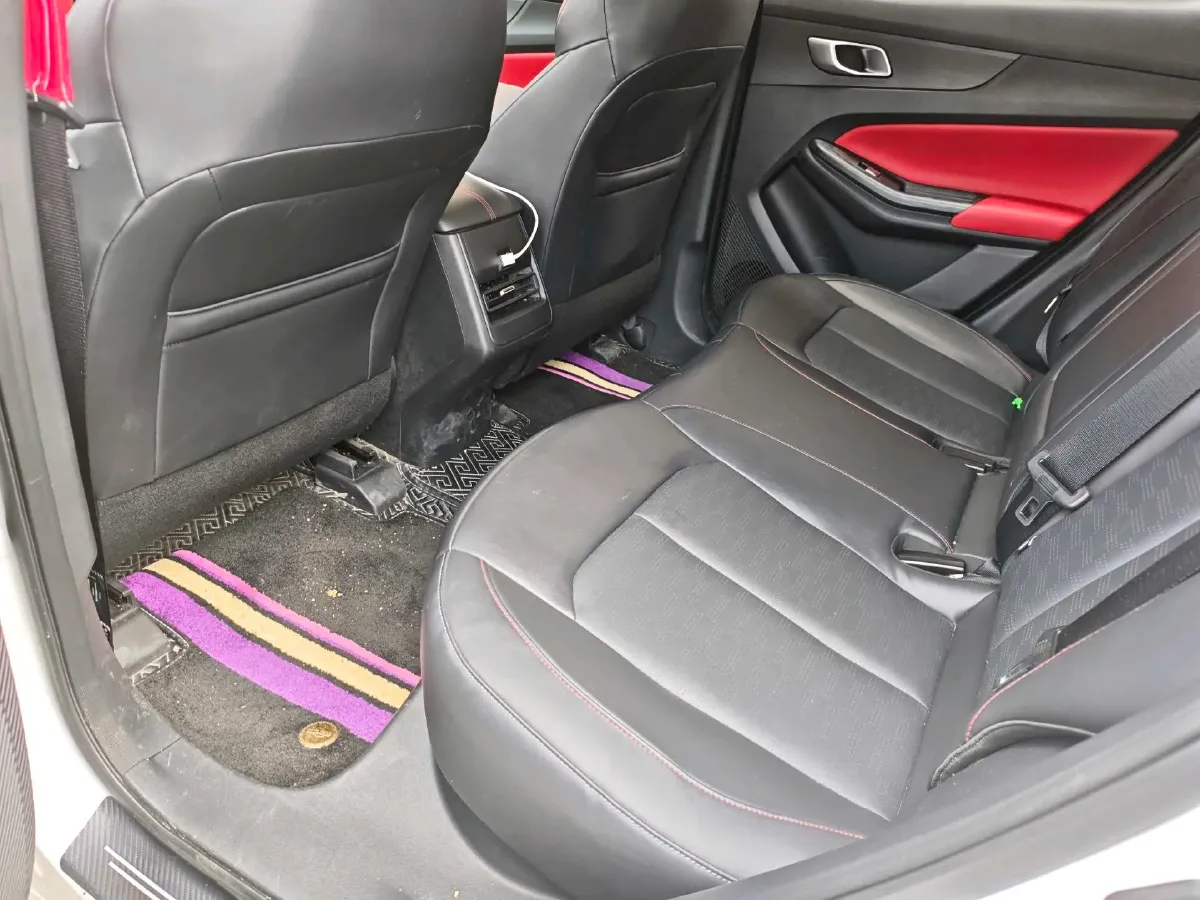 2022 ChangAn Oshan X7 Plus 1.5T 188HP L4 7DCT,autocango,china used car exporter,china ev exporter,chinese used car exporter,chinese used ev exporter