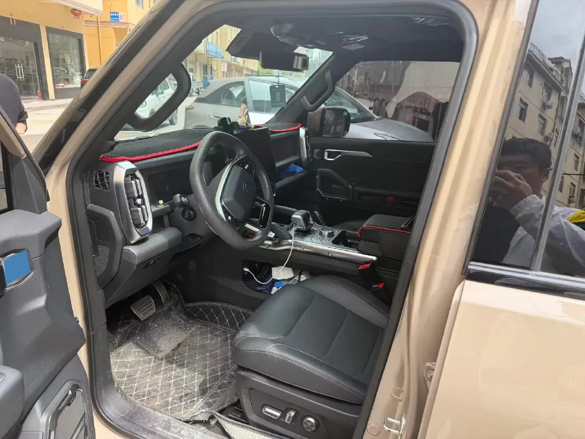 2023 Jetour Traveller 2.0T 254HP L4 7DCT,autocango,china used car exporter,china ev exporter,chinese used car exporter,chinese used ev exporter