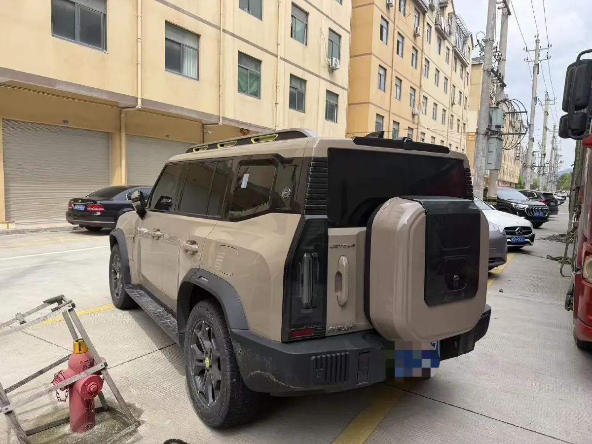 2023 Jetour Traveller 2.0T 254HP L4 7DCT,autocango,china used car exporter,china ev exporter,chinese used car exporter,chinese used ev exporter