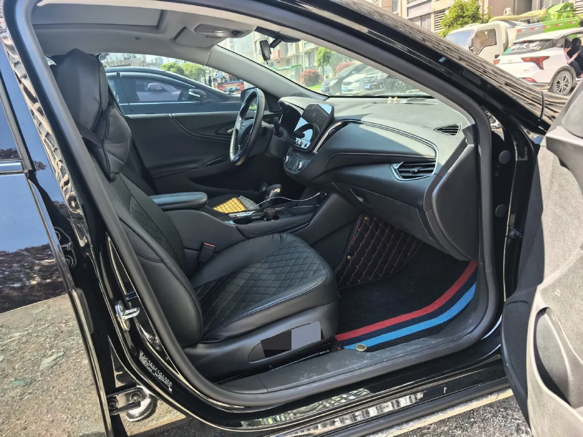 2023 Chevrolet Malibu XL 2.0T 237HP L4 9AT,autocango,china used car exporter,china ev exporter,chinese used car exporter,chinese used ev exporter