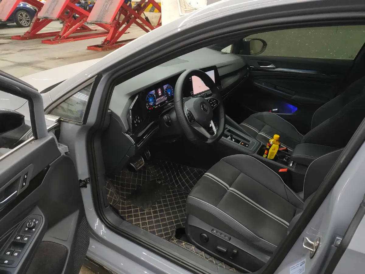 2023 Volkswagen Golf 1.4T 150HP L4 7DCT,autocango,china used car exporter,china ev exporter,chinese used car exporter,chinese used ev exporter