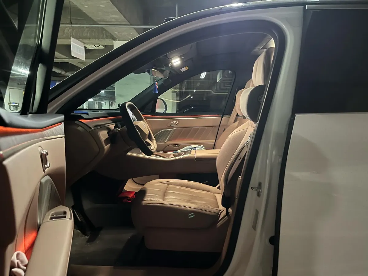 2025 ONVO L90 BEV,autocango,china used car exporter,china ev exporter,chinese used car exporter,chinese used ev exporter