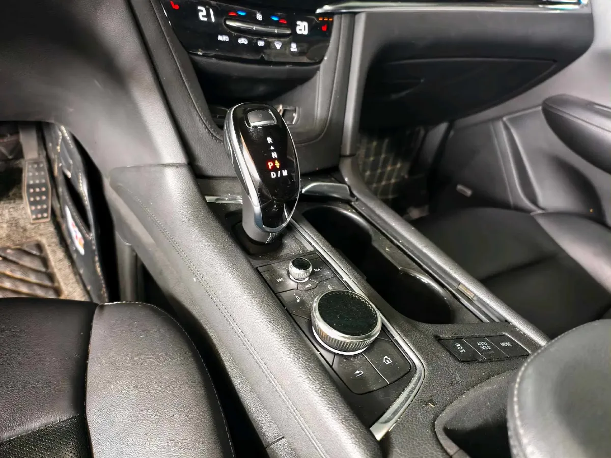 2020 Cadillac XT6 2.0T 237HP L4 9AT,autocango,china used car exporter,china ev exporter,chinese used car exporter,chinese used ev exporter