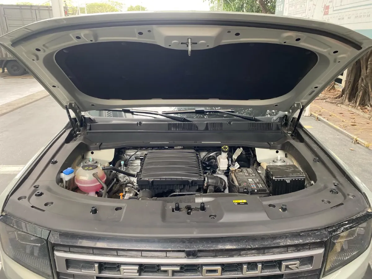 2025 Jetour DASHING 1.5T 184HP L4 7DCT,autocango,china used car exporter,china ev exporter,chinese used car exporter,chinese used ev exporter