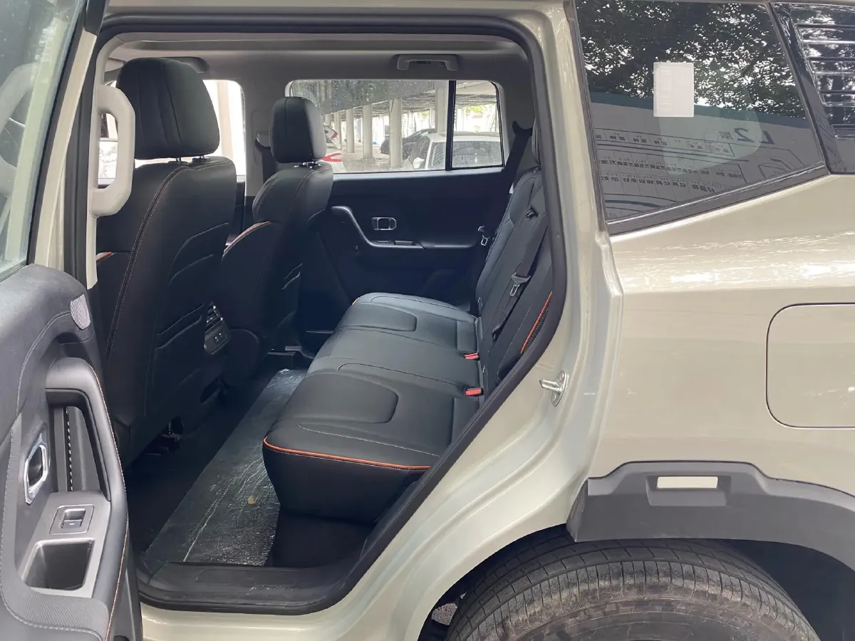 2025 Jetour DASHING 1.5T 184HP L4 7DCT,autocango,china used car exporter,china ev exporter,chinese used car exporter,chinese used ev exporter