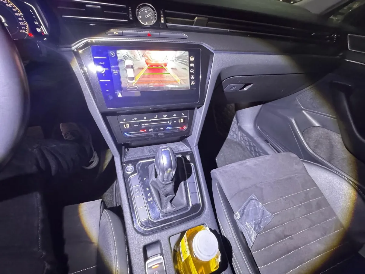 2020 Volkswagen Magotan 2.0T 186HP L4 7DCT,autocango,china used car exporter,china ev exporter,chinese used car exporter,chinese used ev exporter