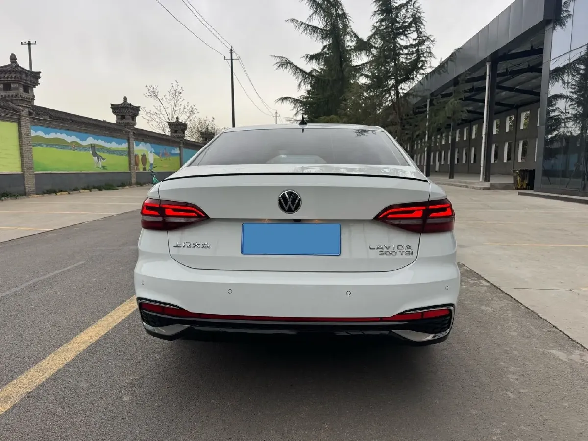 2024 Volkswagen Lavida 1.5T 160HP L4 7DCT,autocango,china used car exporter,china ev exporter,chinese used car exporter,chinese used ev exporter