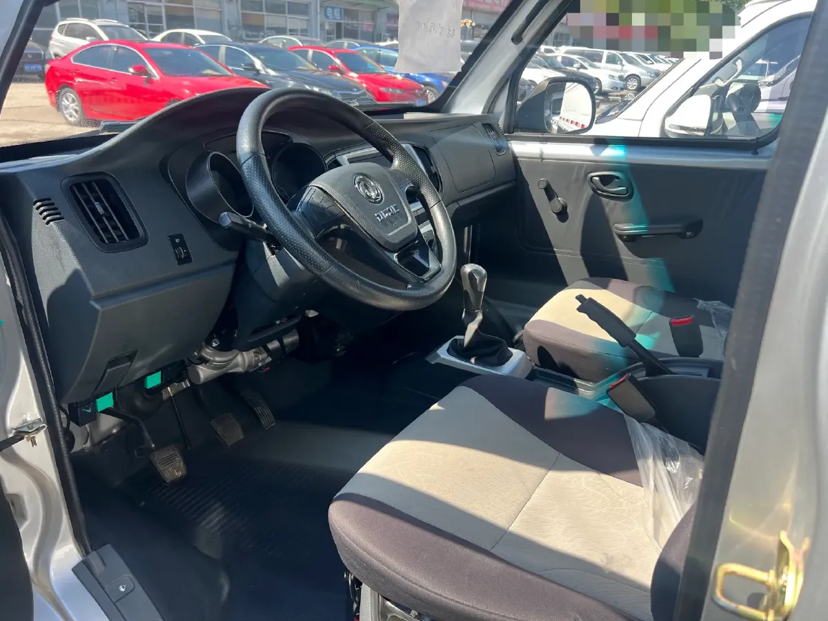 2023 DongFeng DFAC YuFeng 2.3T 143HP L4 6MT,autocango,china used car exporter,china ev exporter,chinese used car exporter,chinese used ev exporter