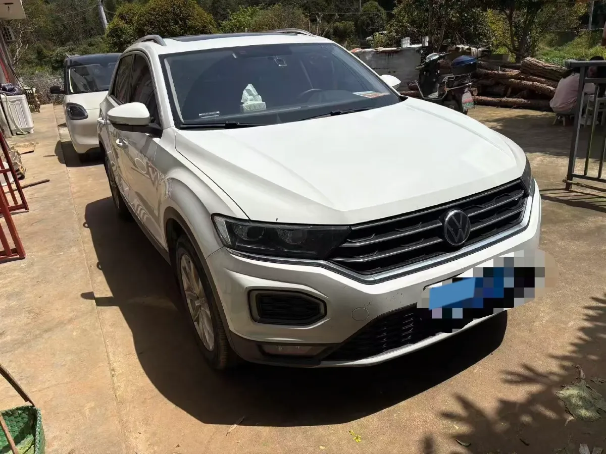 2022 Volkswagen T-Roc 1.4T 150HP L4 7DCT,autocango,china used car exporter,china ev exporter,chinese used car exporter,chinese used ev exporter