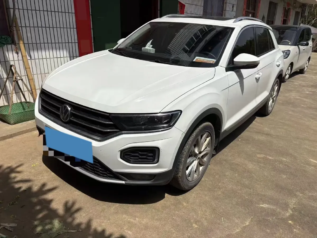 2022 Volkswagen T-Roc 1.4T 150HP L4 7DCT,autocango,china used car exporter,china ev exporter,chinese used car exporter,chinese used ev exporter