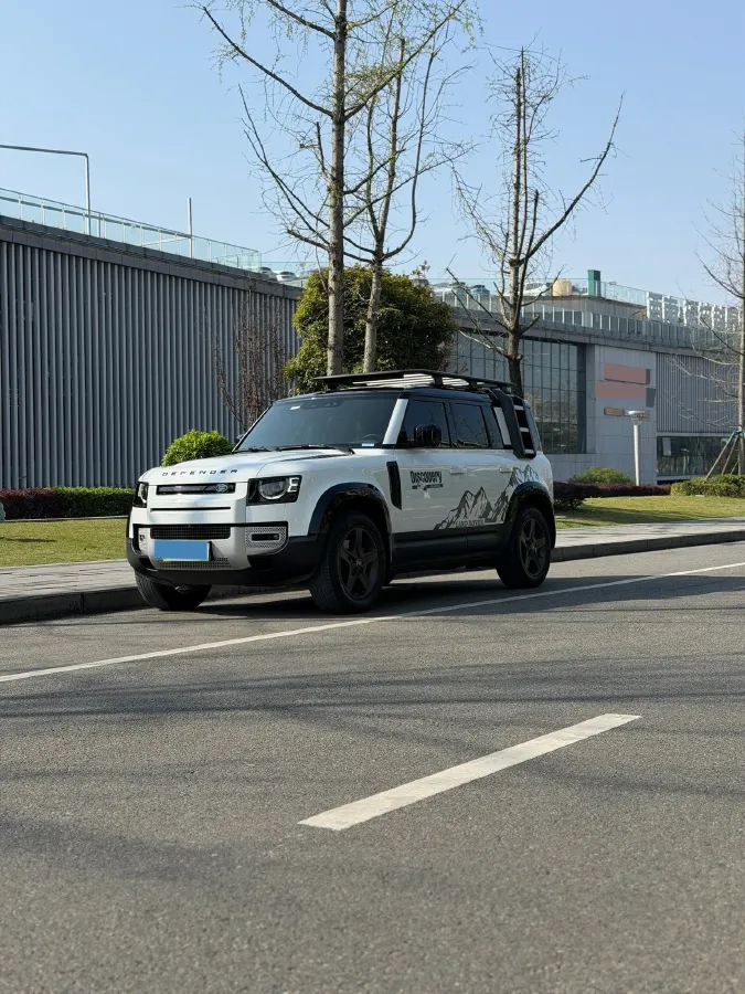 2021 Land Rover Defender 3.0T 400HP L6 8AT,autocango,china used car exporter,china ev exporter,chinese used car exporter,chinese used ev exporter
