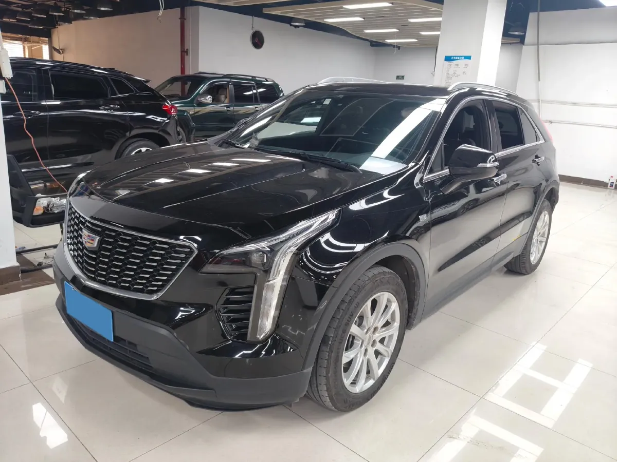 2022 Cadillac XT4 2.0T 237HP L4 9AT,autocango,china used car exporter,china ev exporter,chinese used car exporter,chinese used ev exporter